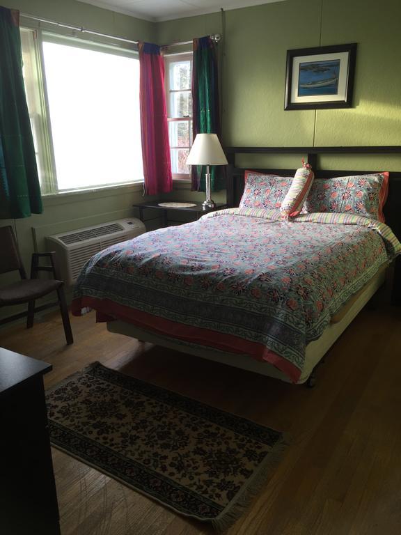 Meems Elliston B&B Екстер'єр фото