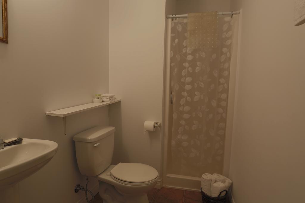 Meems Elliston B&B Екстер'єр фото