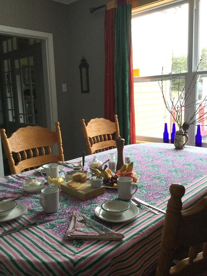 Meems Elliston B&B Екстер'єр фото